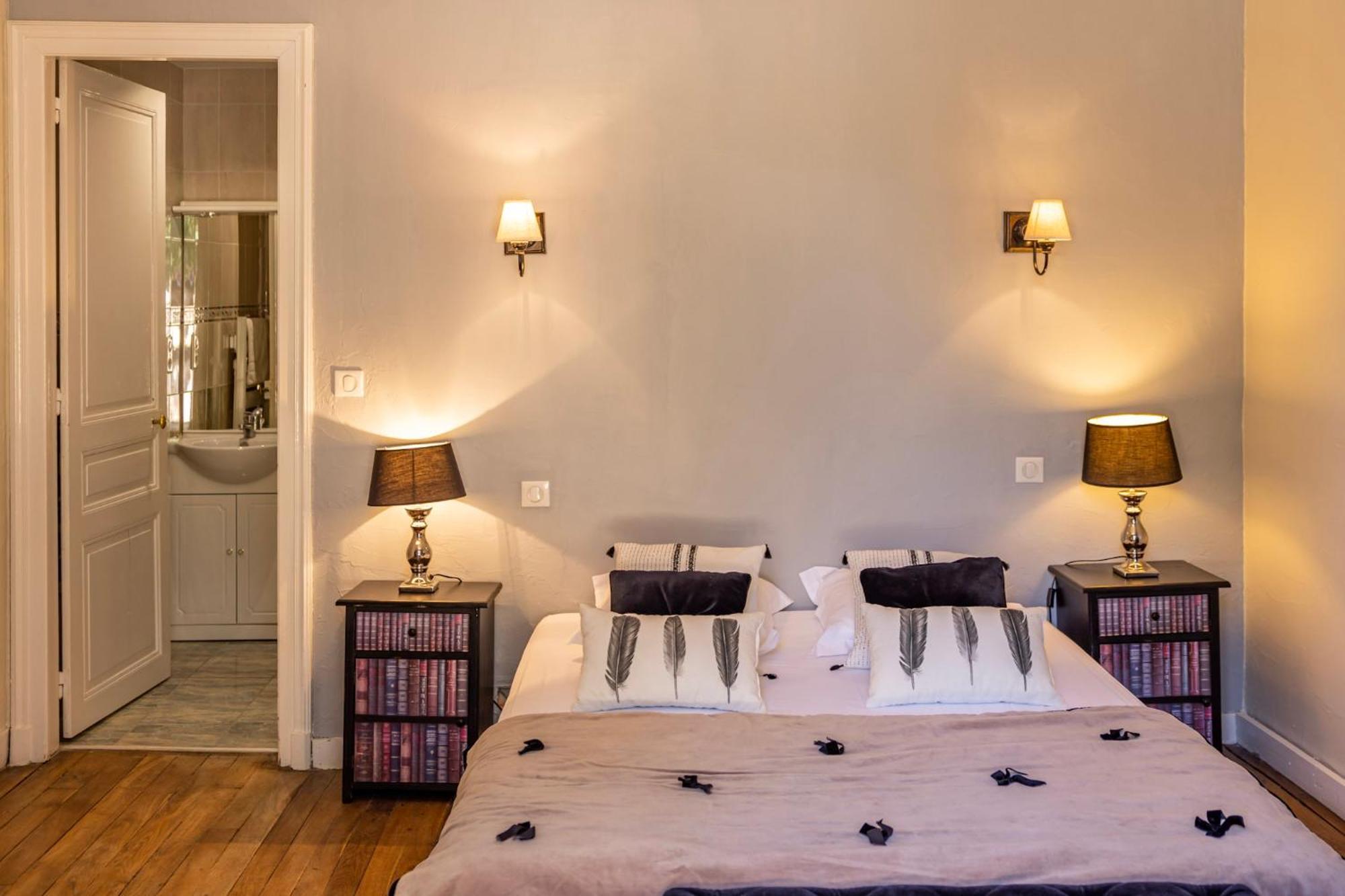 Domaine De La Clauzure Hotell La Roche-Canillac Eksteriør bilde